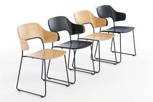 Gemischt geben die Kufenstühle Medina ein schönes Bild in der Stuhlreihe